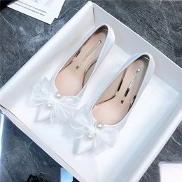 2022 Cinderella Pearls Shoes Bridal Rhinestone Wedding Shoes With Flower Genuine Women