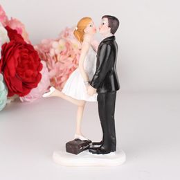 kissing style Canada - Other Festive & Party Supplies Creative Western-style Wedding Cake Couple Bride And Groom Kissing Topper House Decor Resign GiftsOther