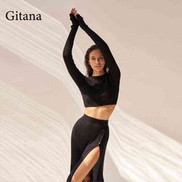 Gitana 2021 Women Knitted Pleated Skirt Suit Sexy Crop Top and Button Split Midi Skirt 2 Piece Set Fashion Matching Set Outfits T220729