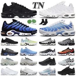 2022 men women running shoes tn plus triple black White Laser Blue womens Breathable Blue Fury Jade Laser Wolf Grey mens trainers outdoor sports sneakers