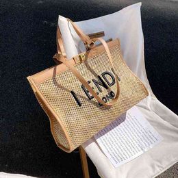 Handbags Outlet Summer straw large capacity female new shopping beach bag Single Shoulder Tote Bag