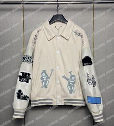 -22SS Men Designer Vestes de haute qualité Little Rabbit Jacquard Fabric 1854 Collier de tissu de baseball Streetwear Black S-XL