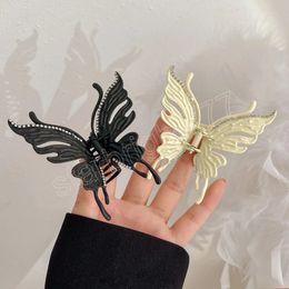 Butterfly Matte Hair Clip Geometric Metal Hair Claw Black White Hairpin Jewelry Hair Accessories For Women Girl