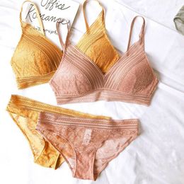 Women 4 Colour Underwear French Wire- Ultra-thin Bralette Sexy Lace Triangle Cup Push Up Bra Set Cotton Bra and Panties 220513283S