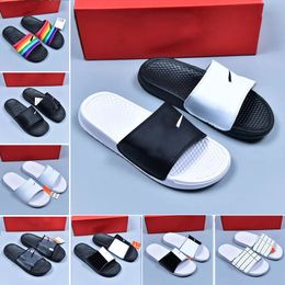 -Nike Sandals Designer Summer hombres mujeres zapatillas moda diapositivas peso ligero triple negro blanco gris al aire libre para hombre chanclas de playa sandalias de plataforma