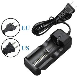 Multifunctional Universal Chager Battery Chargers All-in-One for EU/US one Slot