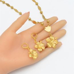 -Fleur Anniyo Hawaiian Jewelry ensembles pendents Colliers de boucles d'oreilles femmes Girls Gold Couleur Micronie Guam Chuuk Kwajalein # 213106 EJFA3315