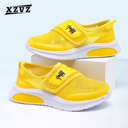 XZVZ Kids Sneakers Breathable Mesh Childrens Casual Shoes Cute Buckle Design Boy Girls Flat Shoes Lightweight Kids Footwear 220520