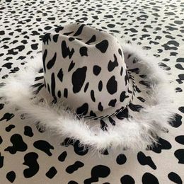 Berets Milk Feather Cowboy Hat Cow Print White Black Bucket Reversible Wide Brim Caps Belt Felt Women Cap Decorative HatsBerets
