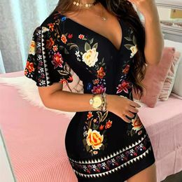 Women Elegant Dress Polka dot Print Scarf Print Chain Ruffles Sleeve Floral Print Vneck Bodycon Party Clubwear Dress 220527