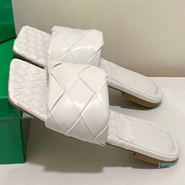 2022-Designer slippers womens fashion Intreccio flat sandals square toe rubber leather outsole size 35-40