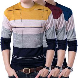 Autumn Winter New Fashion Wool Sweater Men Round Neck Thin Split Depth Shirt Fashion Casual Stripe Sweater L220730