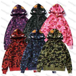 2021 mens women Designer camouflage hoodies fashion pa printing ape wgm hoodie paris cardigan classic winter Plush coat sweater 0184NA