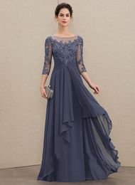 Scoop Neck 3/4 Long Sleeves Lace Mother of the Bride Dresses Beaded Appliques Floor Length Chiffon Formal Evening Gowns