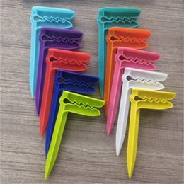1PC Hooks Beach Towel Clip Camping Mat Peg Outdoor Clothes Pegs For Sheet Holder Towel Clips 20220611 D3