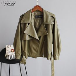 New Autumn Pu Motorcycle Faux Soft Leather Women Jacket Coat Turn-down Collar Long Sleeve Epaule Female Loose Short Jacket L220801