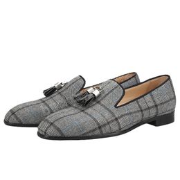 Summer Style Grey Plaid Fabric Men's Loafers Handmade Metal Tassel Dress Shoes Breathable Leather Shoes