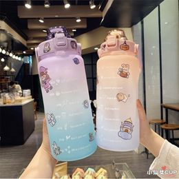 2 Liter Large Capacity Free Motivational With Time Marker Fitness Jugs Gradient Color Plastic Water Bottle Frosted Stickers Cup 220307