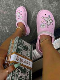 Slippers New Fashion Women Hole Shoes Decoration Accessories Sliders Soft Eva Flat Cute Cartoon Garden Sandals 220708