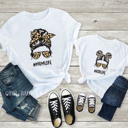 Funny Family Matching Tshirt Summer Short Sleeve Family Look Tshirts Mom Kids Life Tops Mother and Daughter Fashion Clothes 220531
