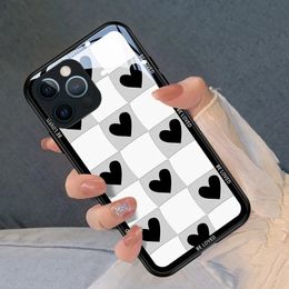 Custodie per telefoni di lusso verniciate in vetro temperato HD per iPhone 13 12 11 Pro Max Mini X XR XS Max 6 6S 7 8 Plus Custodia di design senza impronte digitali Antivegetativa Cover di moda Coque Fundas