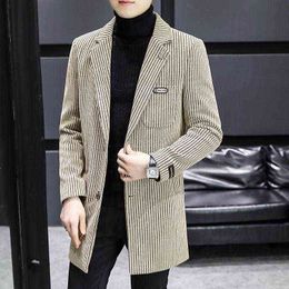 Men's Wool & Blends British Style Vertical Stripe Coat With Polyester Material And Woolen Fabric Single Breasted Men Autumn Winter Long Loos T220810