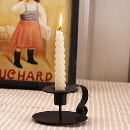 Candle Holders European Retro Wrought Iron Dining Table Holder Dinner Decoration Light Props Home D F7K8