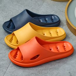 A024 Chinelos Mulheres Sapatos de Verão Sandálias Interior Slide Soft não-deslizamento de Banheiro de Banheiro Casa Chinelos