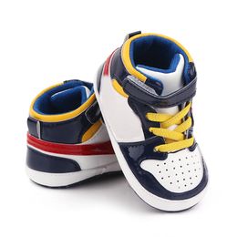 Baby Shoes Newborn Boys Sneaker Girls Classic First Walkers Kids Toddlers Lace Up PU Leather Soft Soles Sneakers 0-18 Months