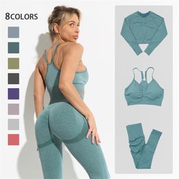 Seamless Yoga Set Women Workout Sportswear Gym Clothing Fitness Long Sleeve Crop Top High Waist Leggings+ Bra Sports Suits 220326