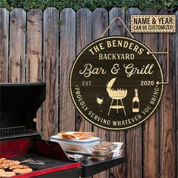 Personalized Name Drink BBQ Backyard Wooden Plate Sign Custom Name&Year Wood Hanging Plaque for Home Yard Decoration 2030 cm 220623