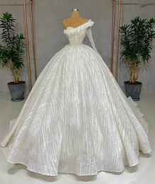 One Shoulder Ruffles Wedding Dress Sequins Beading Bridal Gowns Saudi Arabic Vintage Plus Size Robe de mariee