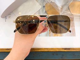 Summer Black Pilot Sunglasses Grey Gradient Lens 58y Men Driving Shades Fashion Sun Glasses with Box
