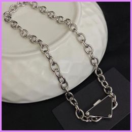 Women Chain Necklace Designer New Jewellery Womens Chokers Necklaces For Party Ladies Triangle Accessories Letters Necklace NICE D224277F