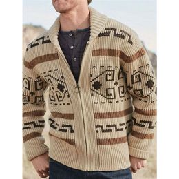 Mens Lapel Cardigan Printed Decor European And American Hand Knitting Wool Soft Stretchy Coat Loose Various Size Male Sweater 220817