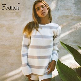 Feditch Knitting Two Pieces Sets Women Striped O-Neck Long Sleeve Lace Up Tops And Elastic Shorts Fashion Outfits Autumn Sets T200810