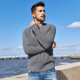 Kuegou 100% Cotton autumn winter male sweater Fashion round collar knitted sweater slim men tops plus size AZ-14012 201203