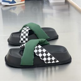 Thick Sole Slippers Fashion Personality Colour Lovely Fairy Wind Beautiful Comfortable Non-Slip Foot Massage Sandals