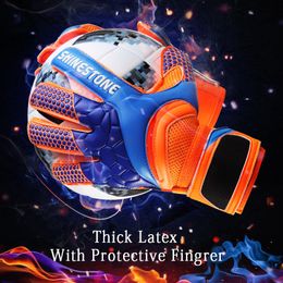 Men Kids Size Latex Professional Soccer Goalkeeper Gloves Strong Finger Protection Football Match 220622