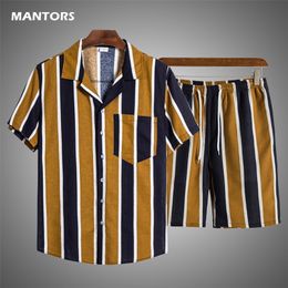 Summer Men Sets Short Sleeve Striped Tracksuit s Streetwear Fashion Shirt Shorts Two Pieces Sports Suit Clothing 220708