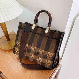 66% OFF trendy bags 2022 New Designer Handbags High-quality Ins printed moisture resin portable tote Single Shoulder