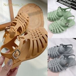 Summer Childrens Sandals Baby Girls Toddlers Hollow Princess Shoes Candy Jelly Beach Boys Roman Slippers 220621