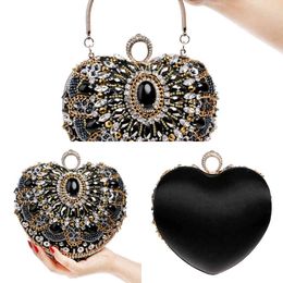 embroidered clutch UK - NXY Evening Bags Delicate Heart Shaped Rhinestone Beaded Embroidered Retro Chain Shoulder Bag Wedding Party Clutch Purse