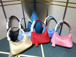 2023 Sale 10 Colour 2000 repeat version women crossbody bag Genuine Nylon handbags purses lady tote Shoulder bags
