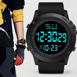 Wristwatches Sport Digital Round Watch Luminous LED Dial Casual Clock Outdoor Rubber Strap Fashionable Waterproof For MenWristwatches
