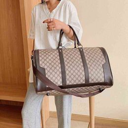 Travel Bag Fashion Business duffle bags Luggage Large Capacity Short Distance Boarding Fitness Single Shoulder Messenger Handbag 2241N