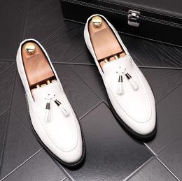Luxury Tassels Brogue Elegant Men Loafers Wedding Dress Moccasins Comfortable Italian Leather Shoes Formal Male Casual Shoes
