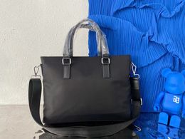 Borsa da lavoro a tracolla da uomo in 4 stili Borse a tracolla casual Borse da viaggio retrò in nylon Nero e blu Hqp262 386