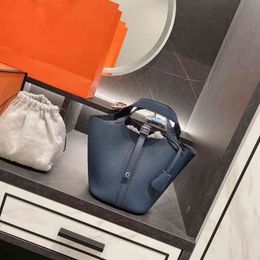 Shoulder Bags Luxury Brand Bucket Simple Small Food Basket Bag Women's Designer High Quality Real Leather Wallet Handbags 1216