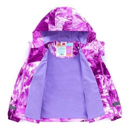 봄 가을 어린이 아이의 옷 아기 방 방수 방수 스포티 재킷 아웃웨어 내부 극성 양털 코트 LJ20117